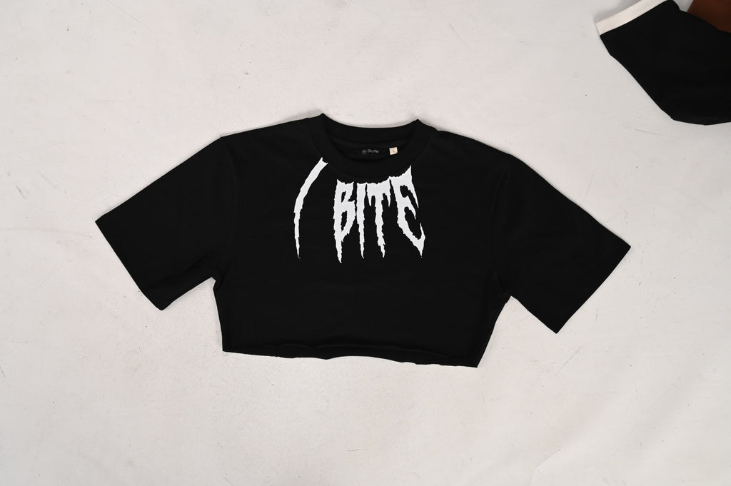 I BITE Cropped Tee – Black