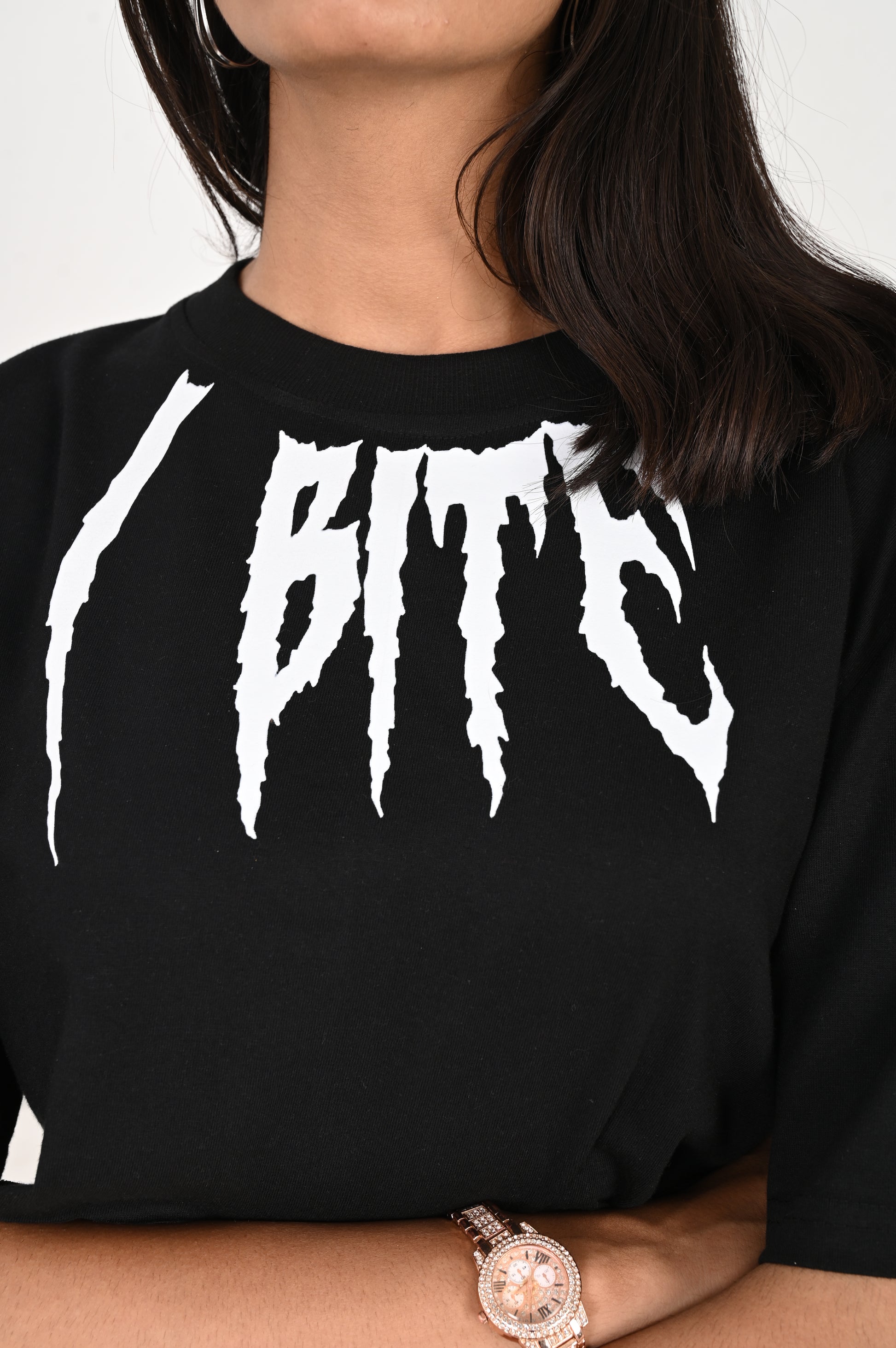 I BITE Cropped Tee – Black