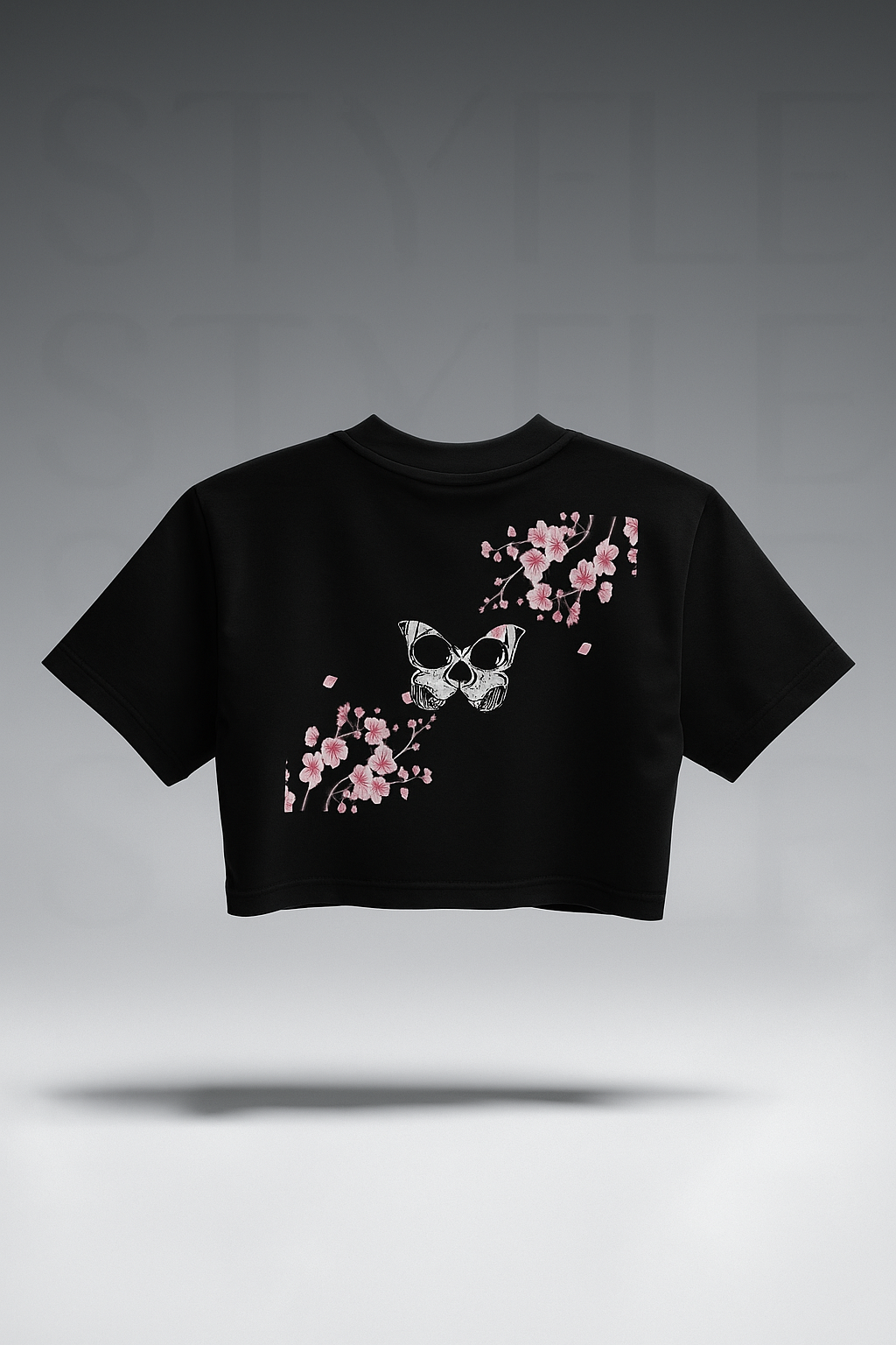 I BITE Cropped Tee – Black